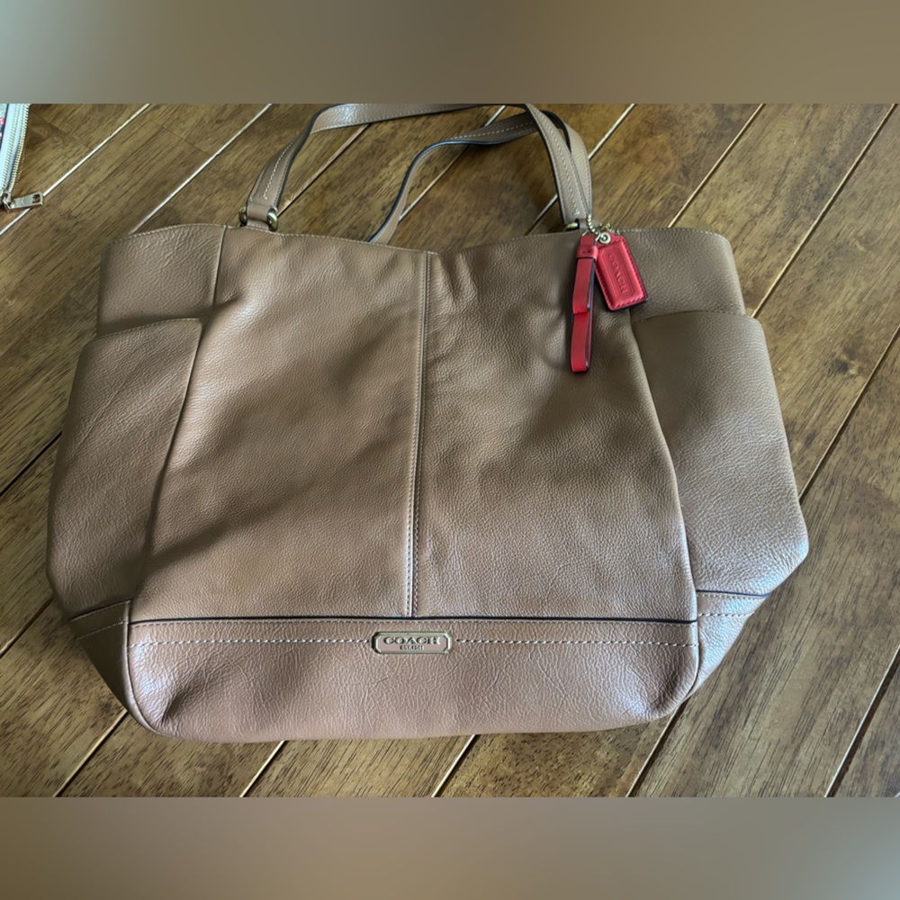 Coach Beige Leather Shoulder Bag with Red Accent